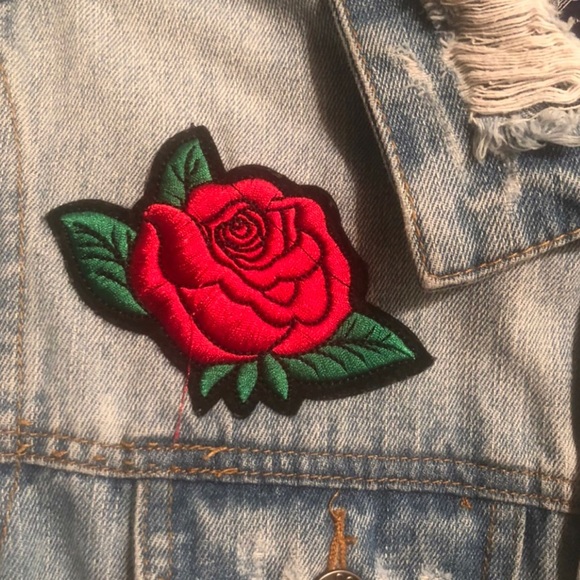 MEDIUM WASH OVERSIZED JEAN JACKET - Picture 2 of 4